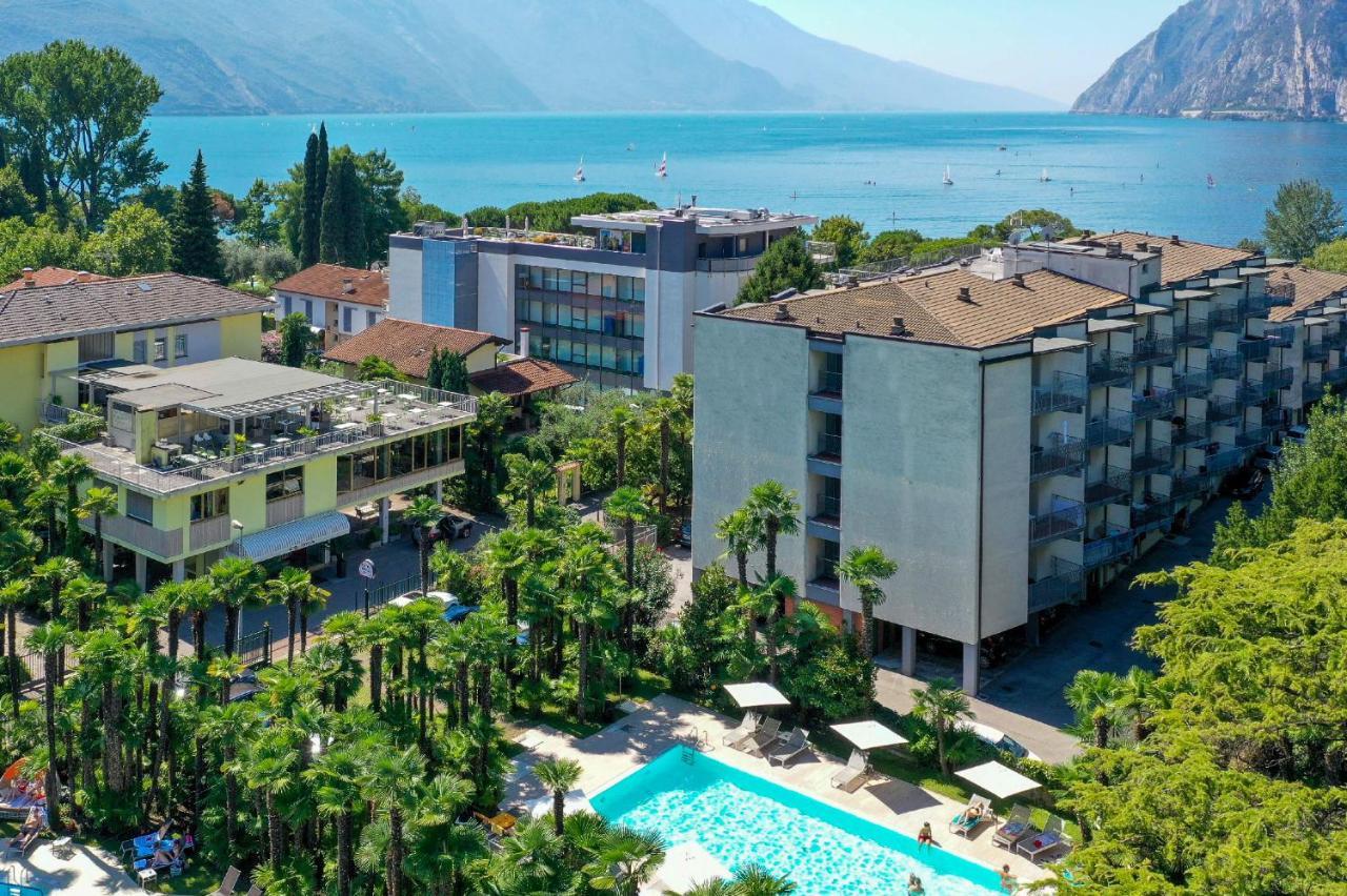 Hotel Venezia Riva del Garda Bagian luar foto